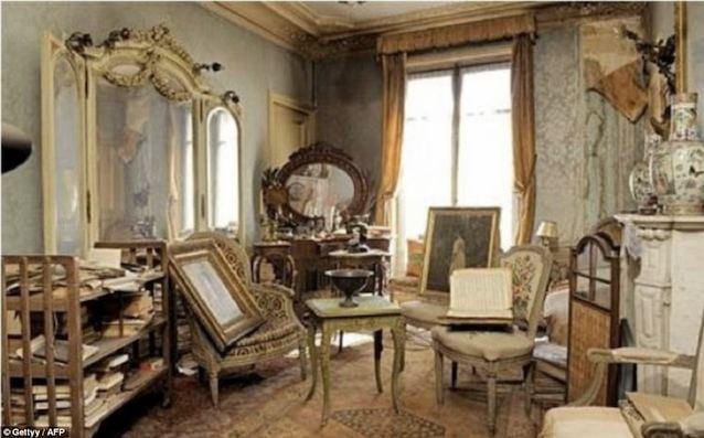 Paris- untouched Gilded Age apartment.