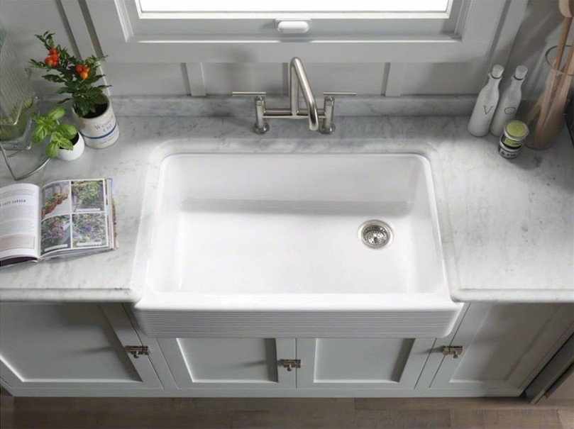 Cast iron, apron front, farm sink... Kohler, Whitehaven - Victoria